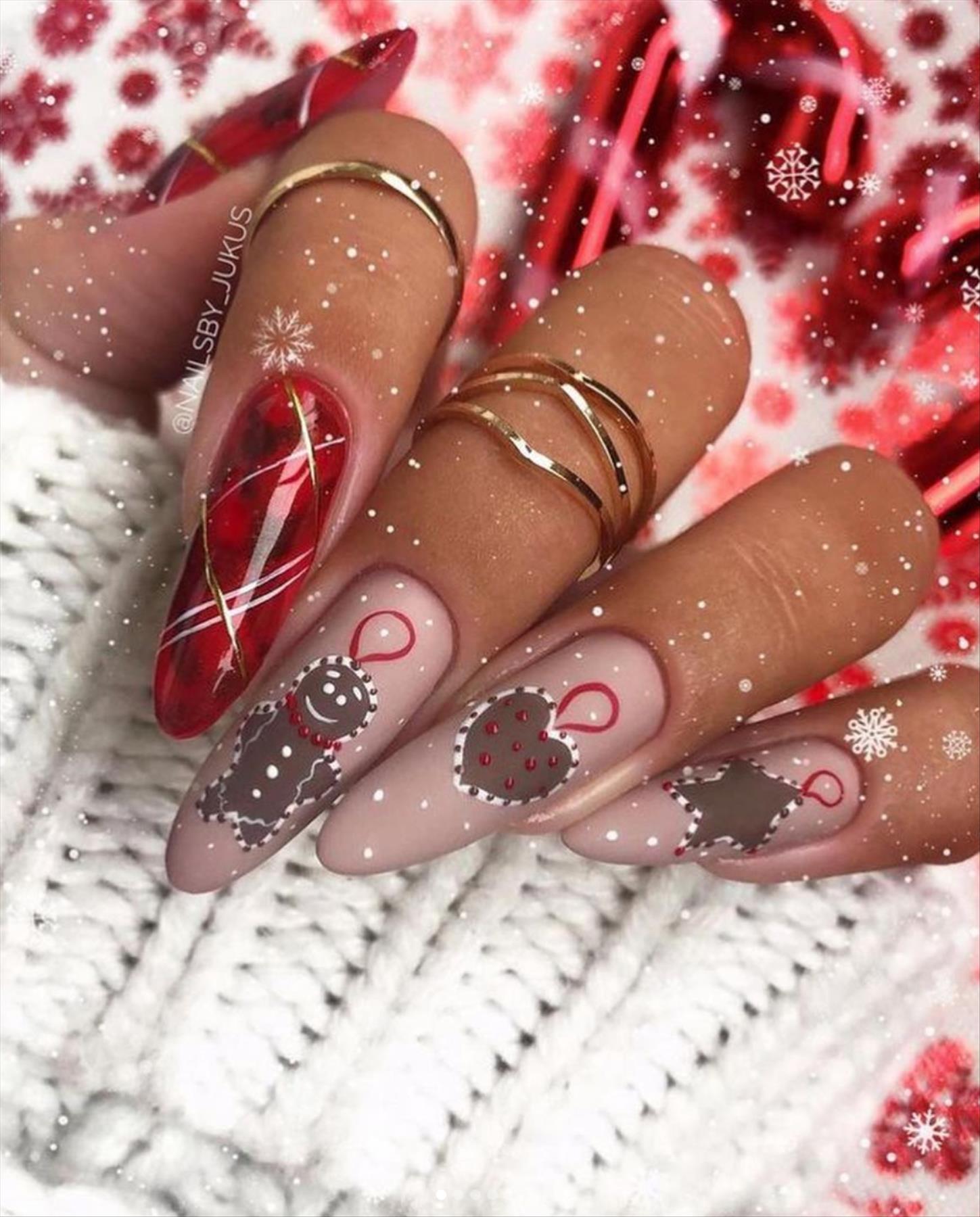 Best Christmas nail design ideas 2021 to try