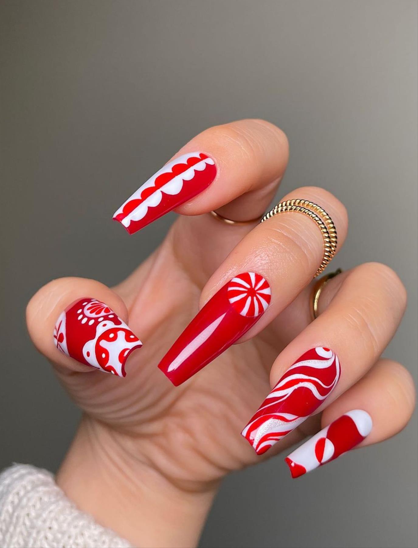 Best Christmas nail design ideas 2021 to try