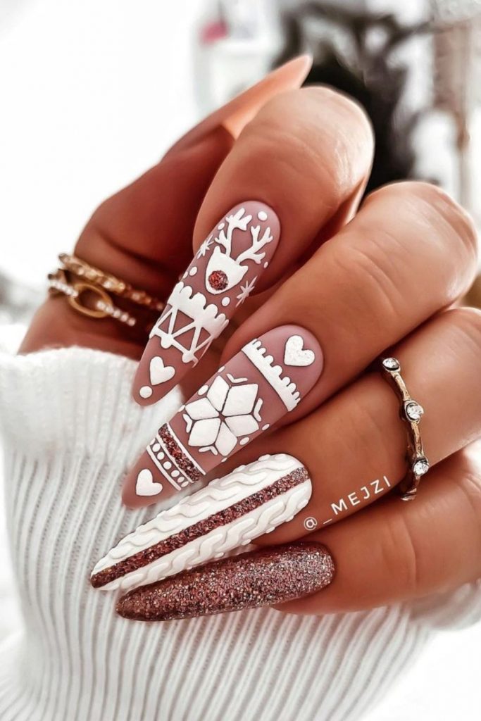 Top Winter nails 2021 trends for Christmas nails design