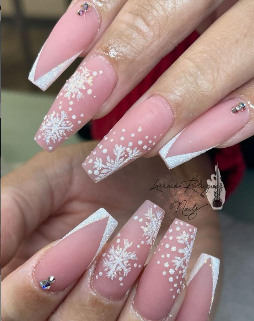 Simple Christmas acrylic nails 2021