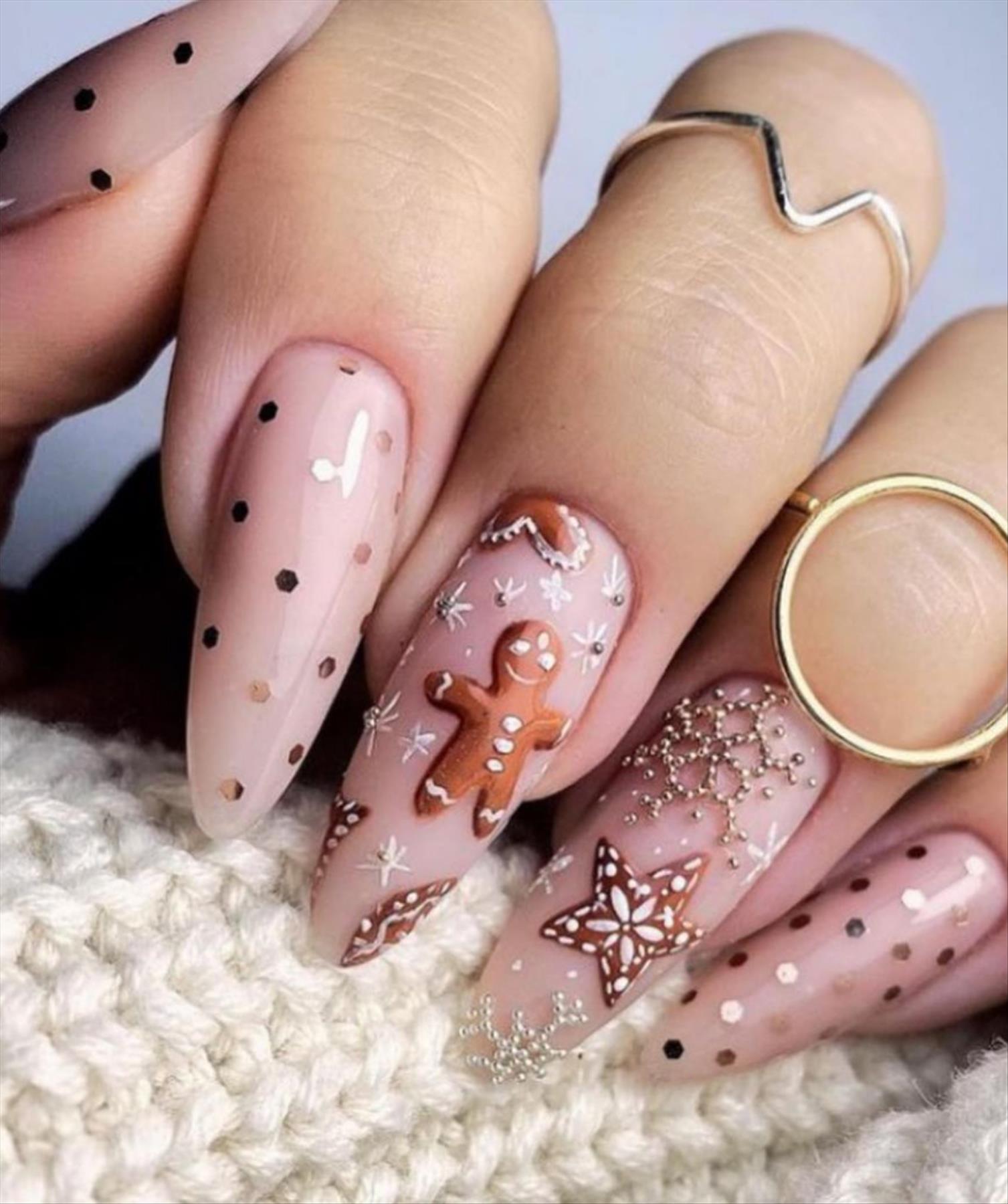 Best Christmas nail design ideas 2021 to try