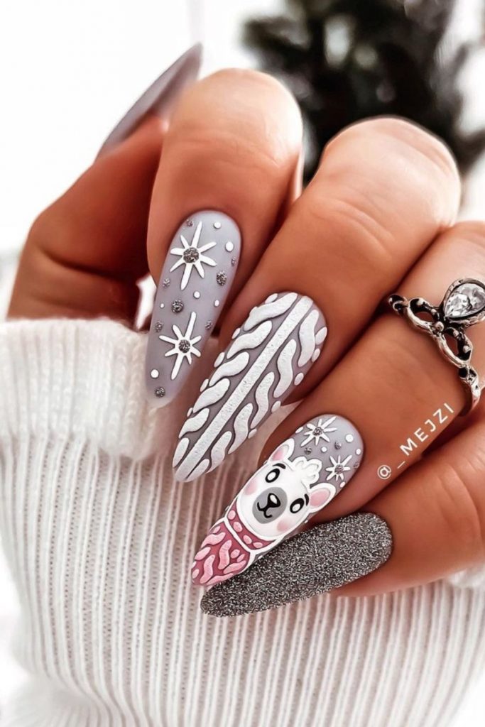 Top Winter nails 2021 trends for Christmas nails design