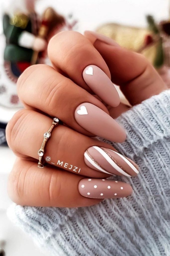 Top Winter nails 2021 trends for Christmas nails design