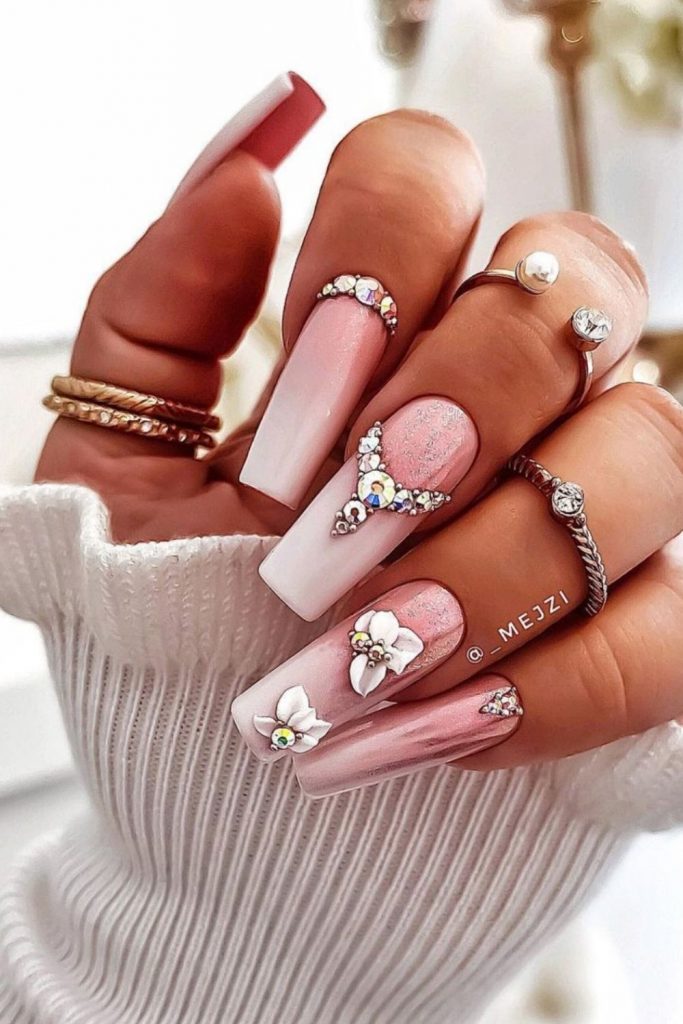 Top Winter nails 2021 trends for Christmas nails design