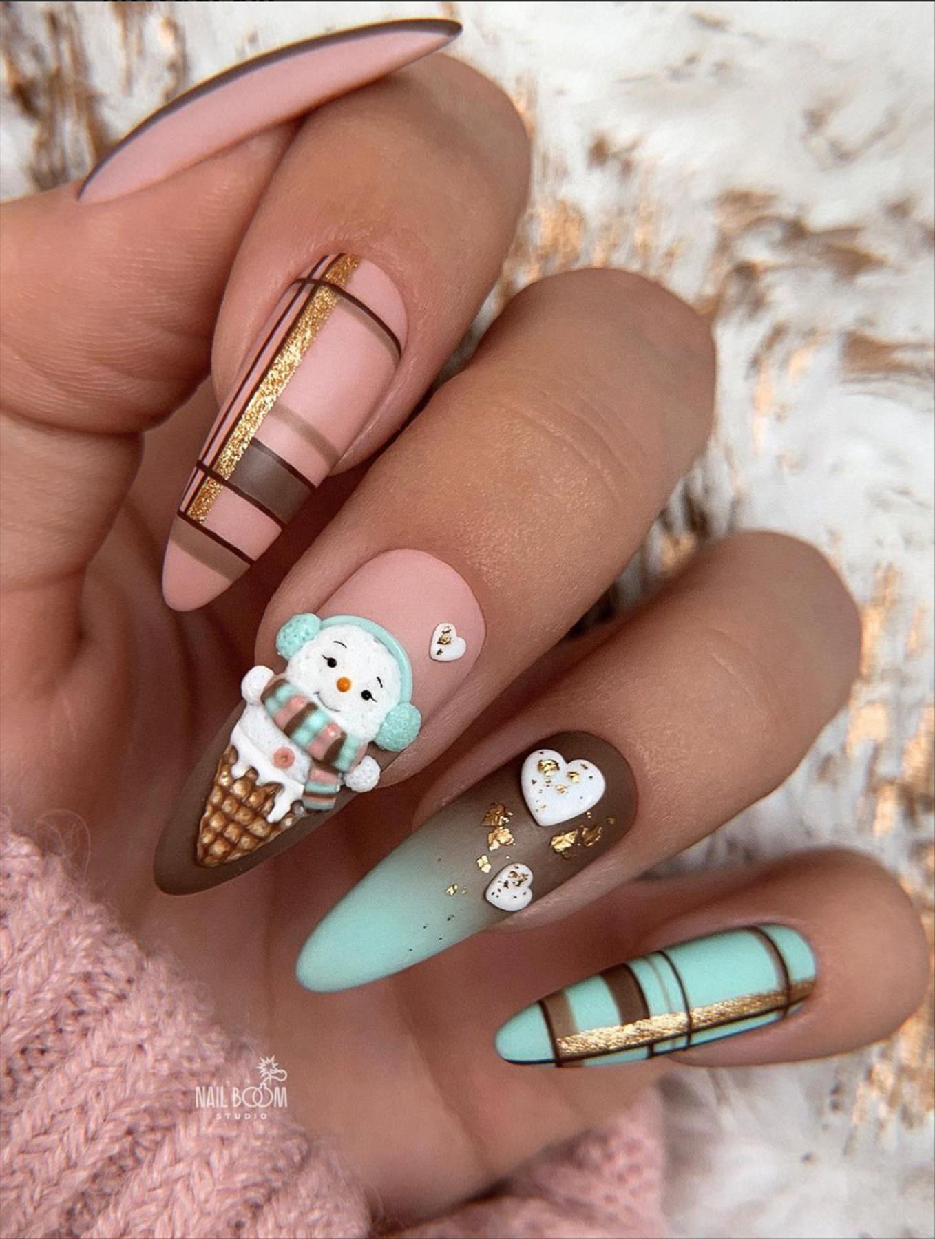 Best Christmas nail design ideas 2021 to try