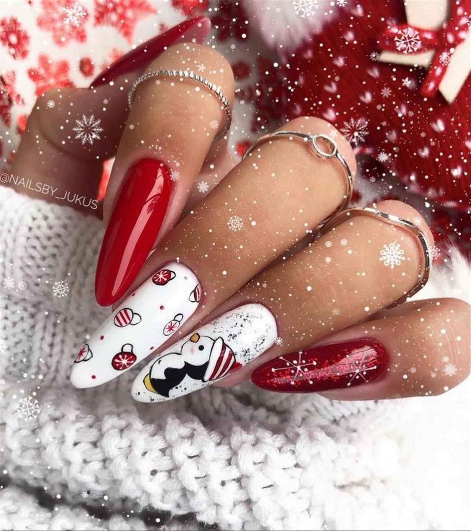 Best Christmas nail design ideas 2021 to try