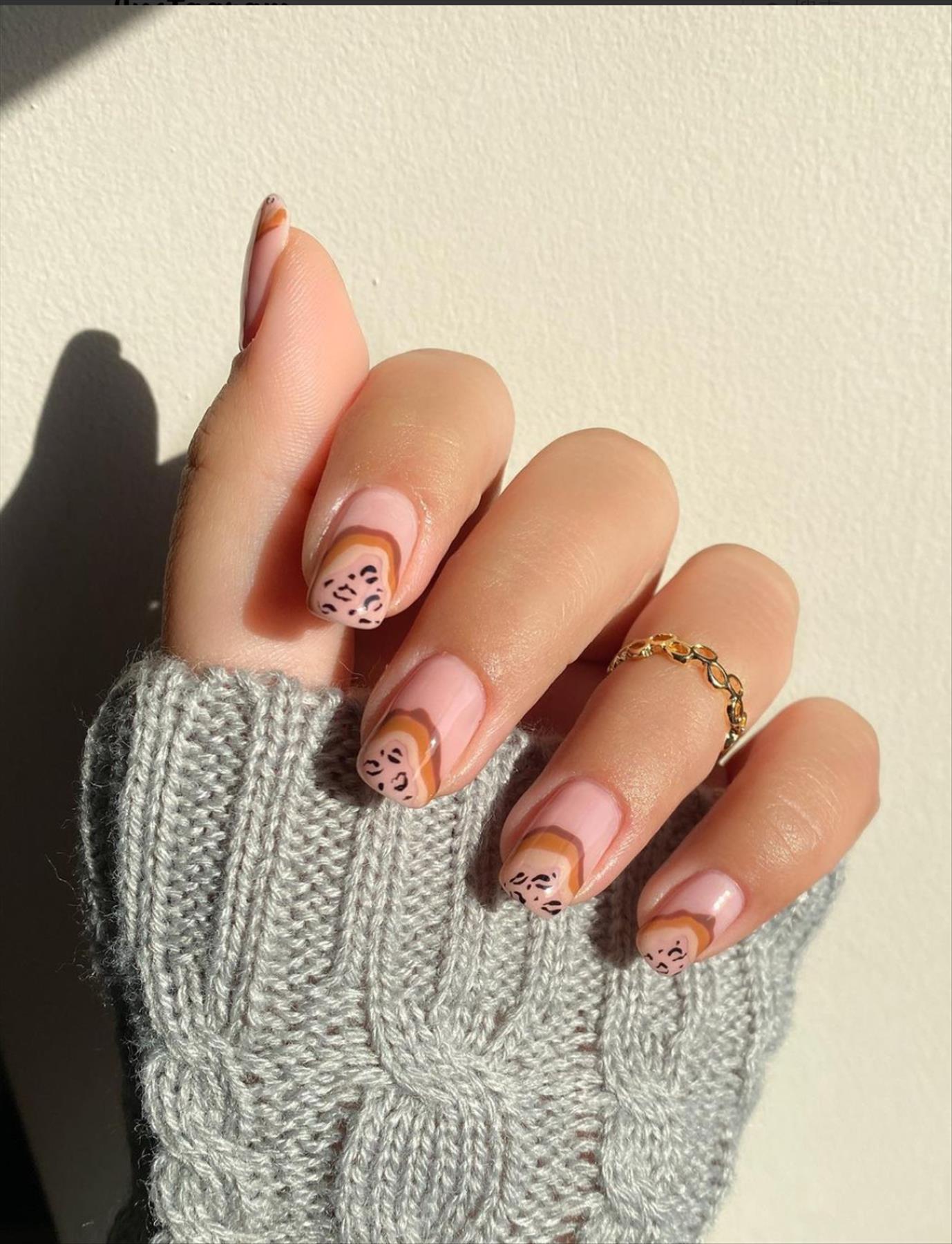 Top Short Square Nail Ideas For a Classy Look