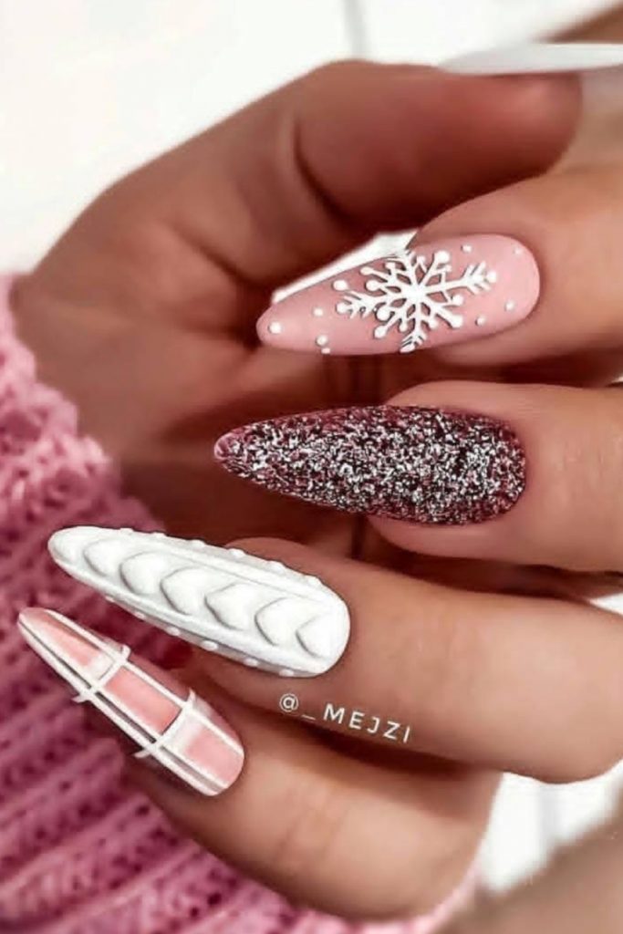 Top Winter nails 2021 trends for Christmas nails design