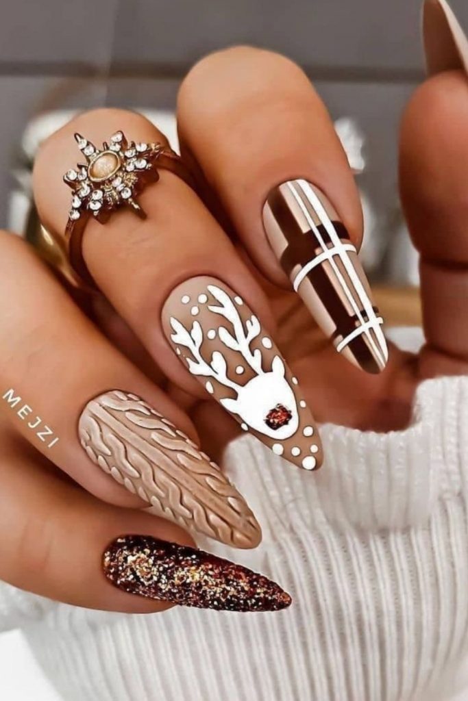 Top Winter nails 2021 trends for Christmas nails design