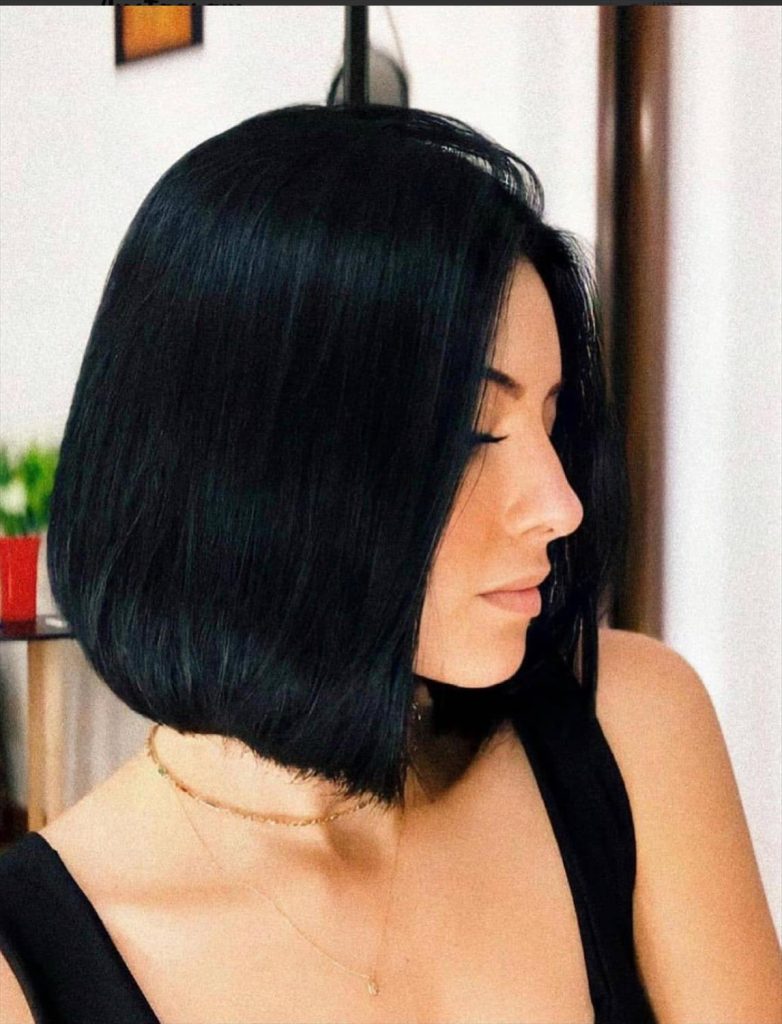 Best Fine hair short bob haircut for stylish women