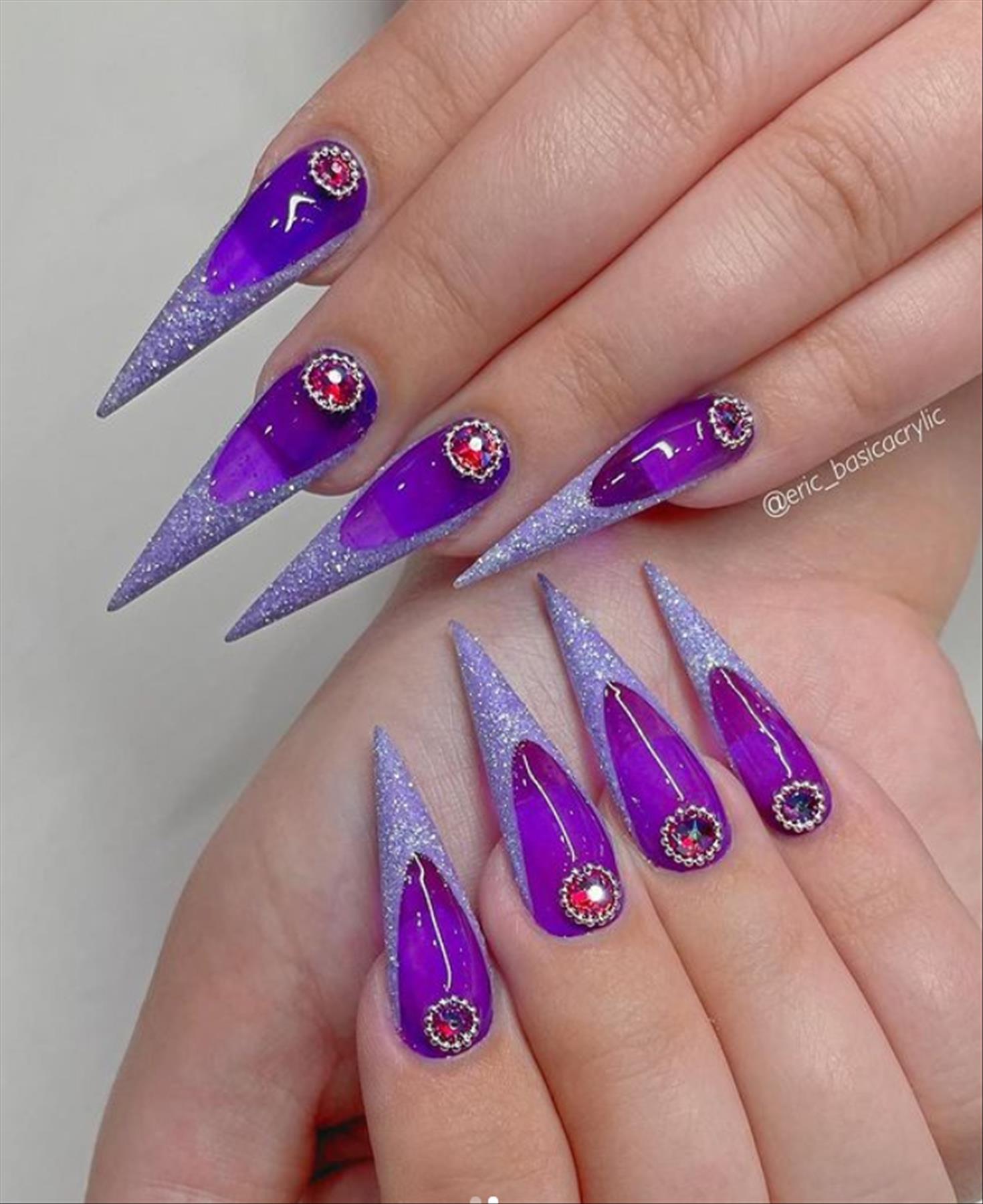 35 Cool Stiletto nails design for Winter nail 2021 trends