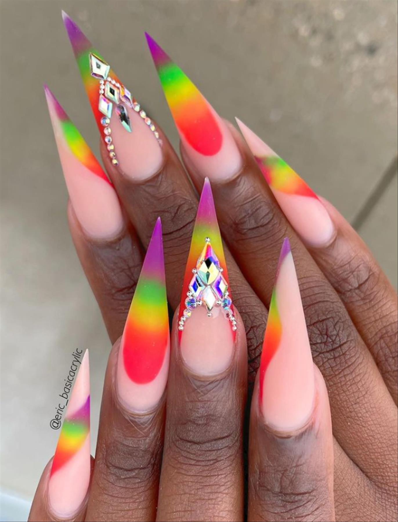 35 Cool Stiletto nails design for Winter nail 2021 trends