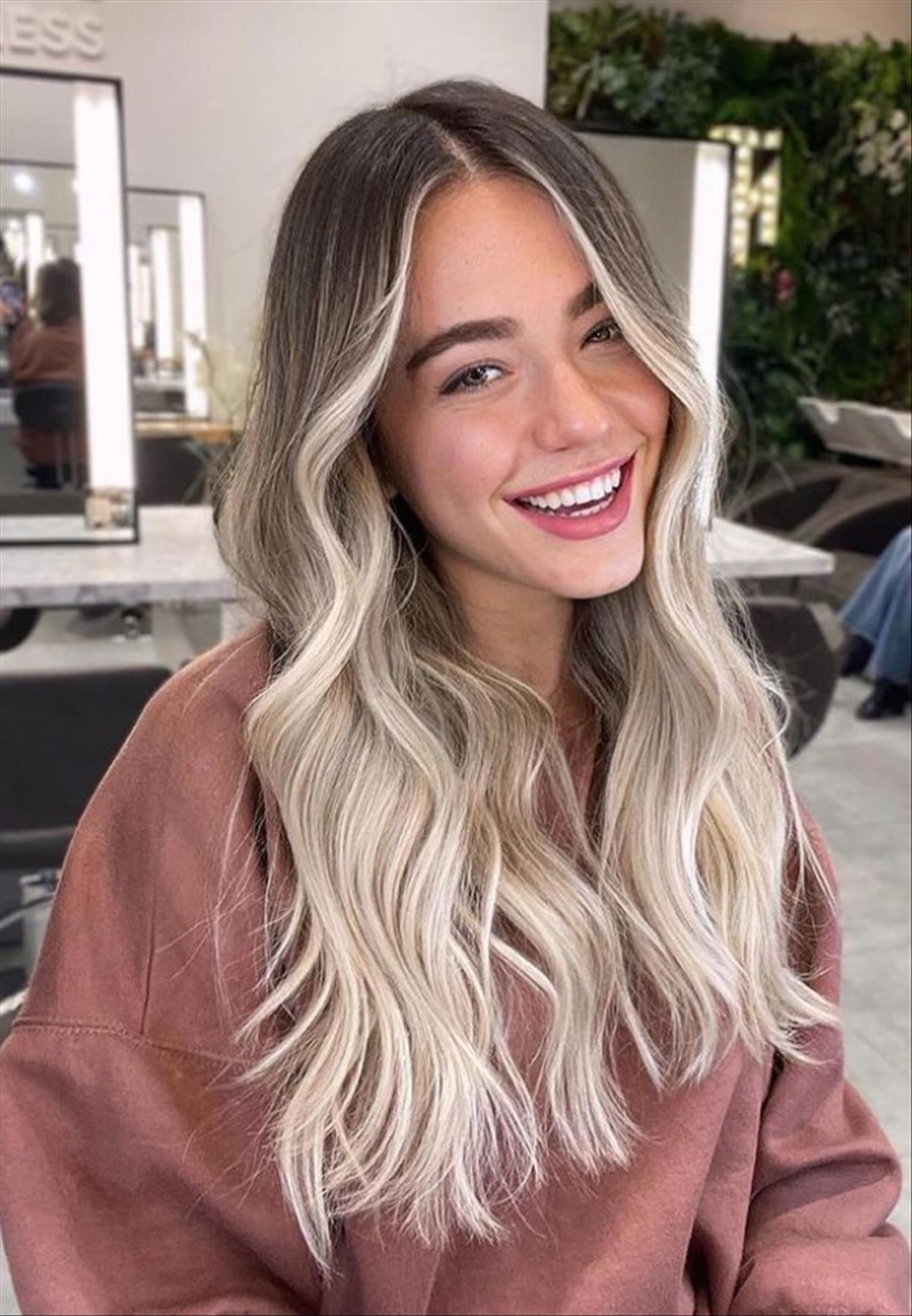 37 Chic blonde hair color ideas for Fall and Winter hair