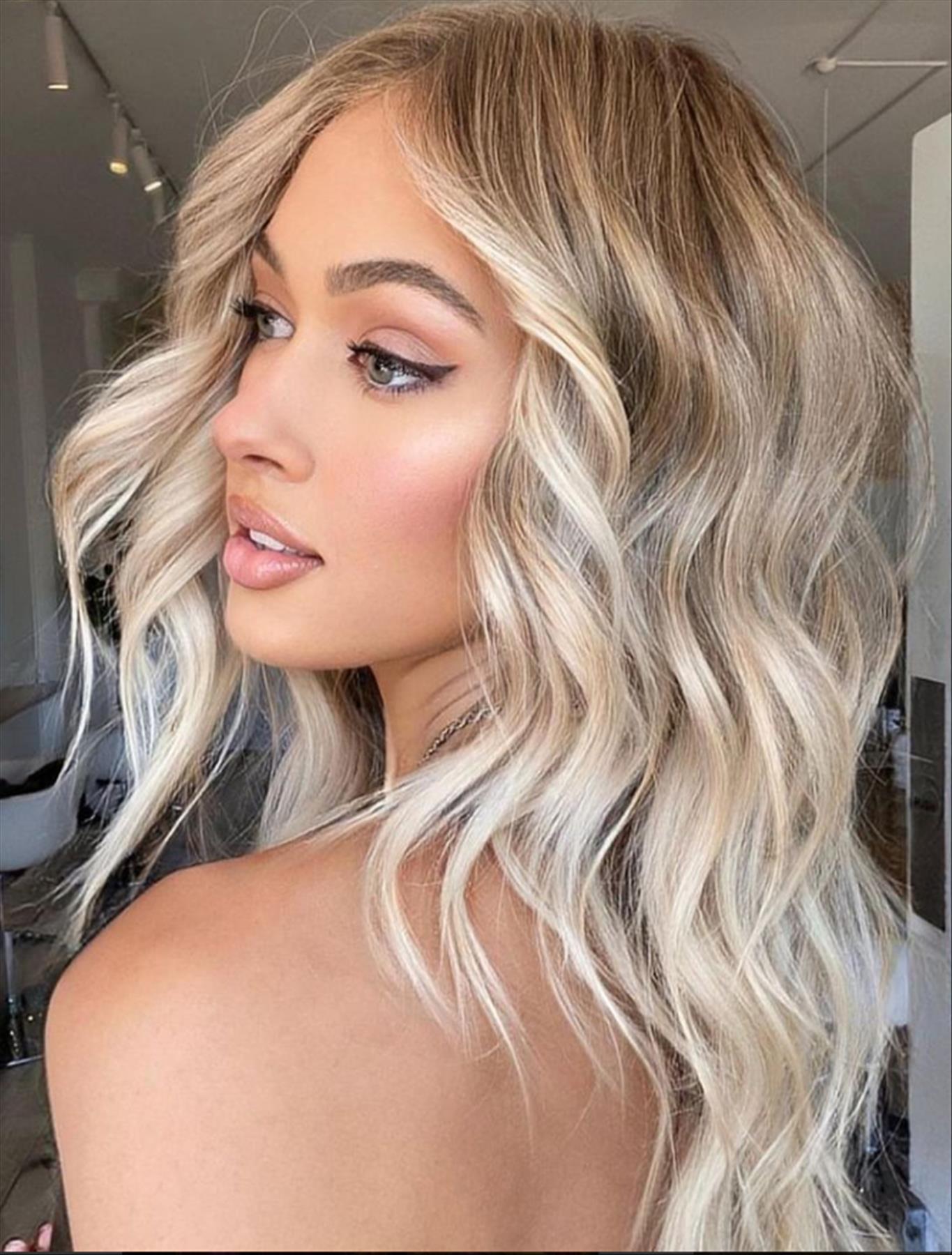 37 Chic blonde hair color ideas for Fall and Winter hair