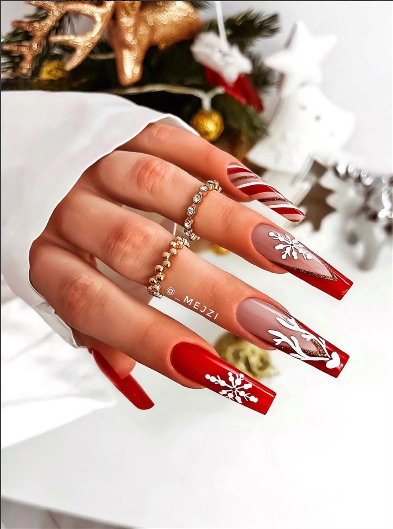 Best Christmas nail art designs 2021 for Winter