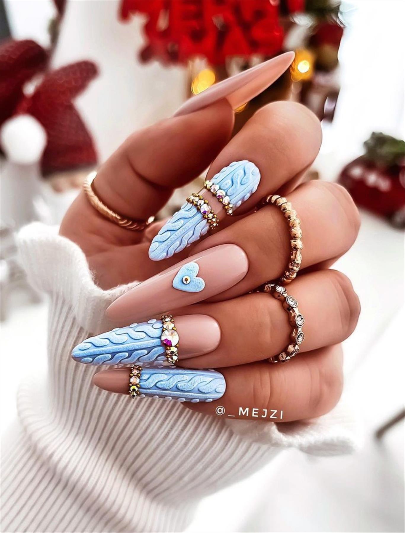 Best Christmas nail art designs 2021 for Winter
