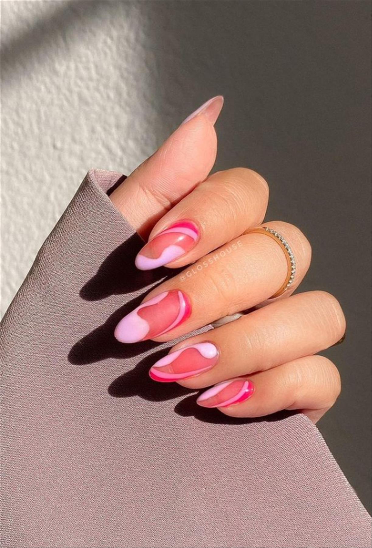  Unique pastel swirl nails for cute spring manicures 2022