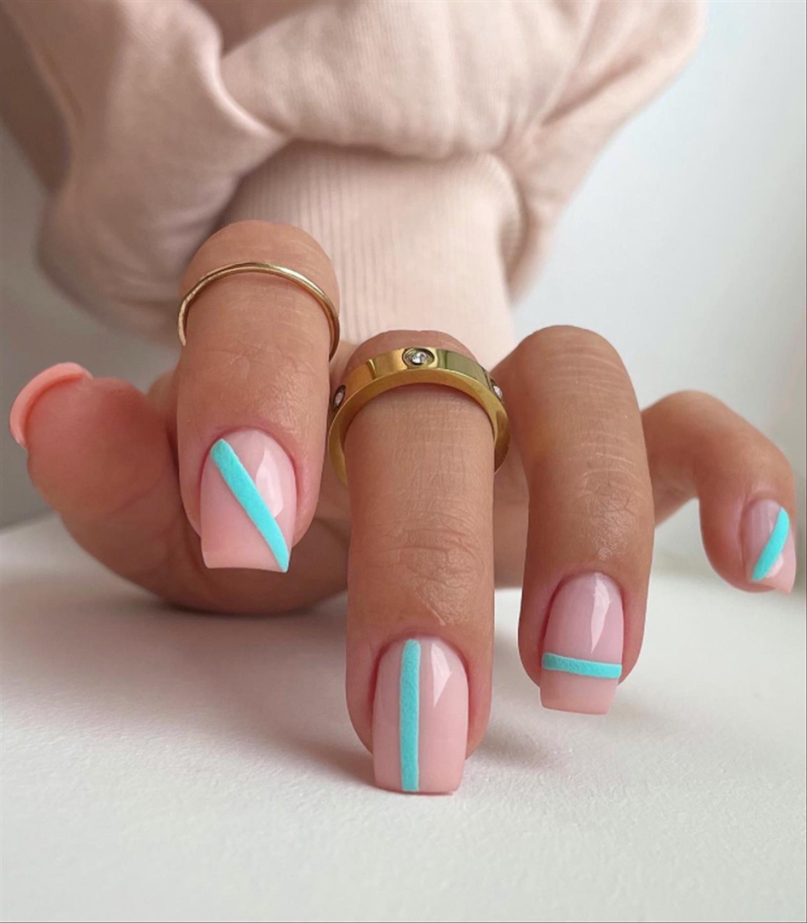  Unique pastel swirl nails for cute spring manicures 2022