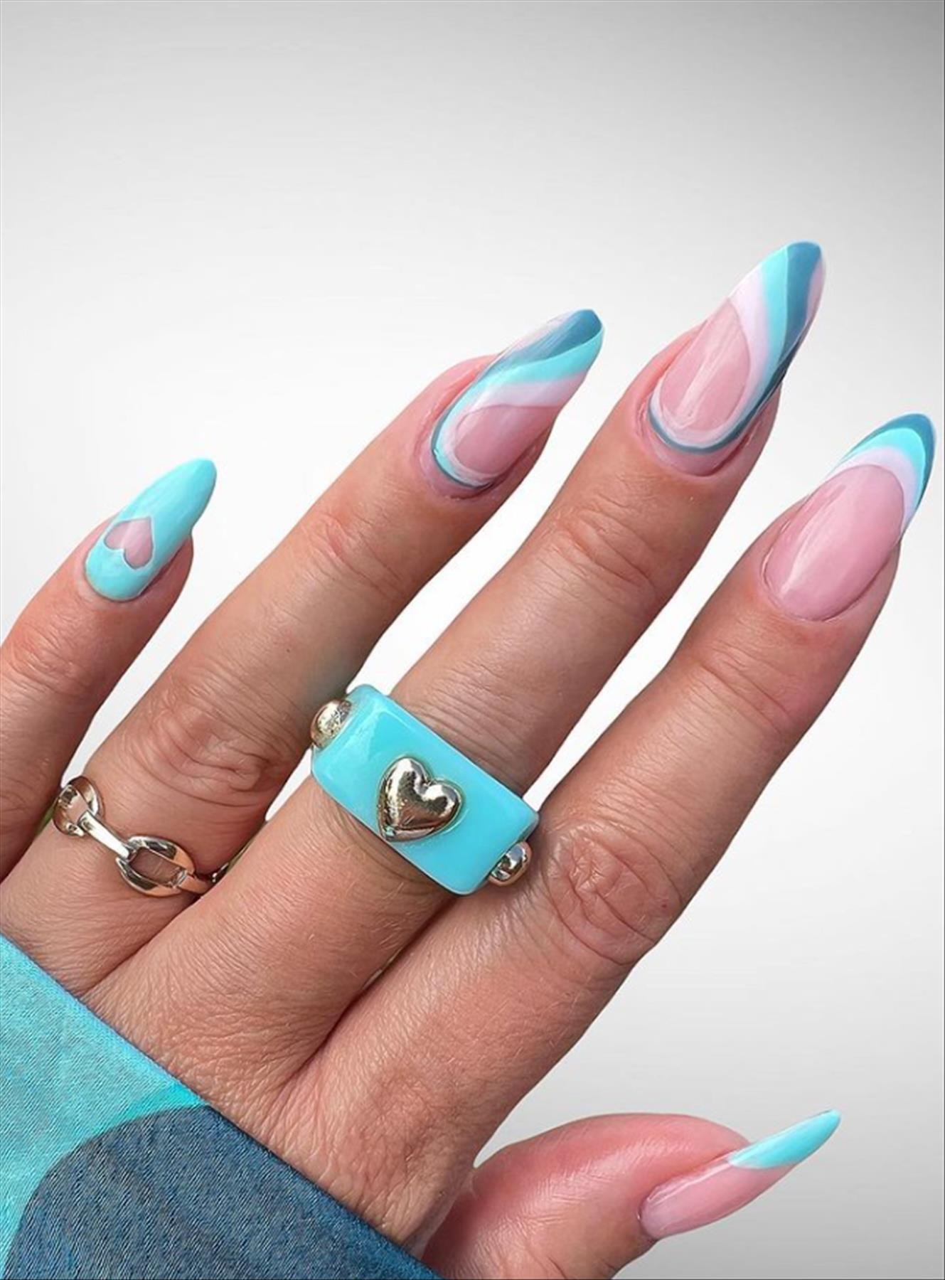  Unique pastel swirl nails for cute spring manicures 2022