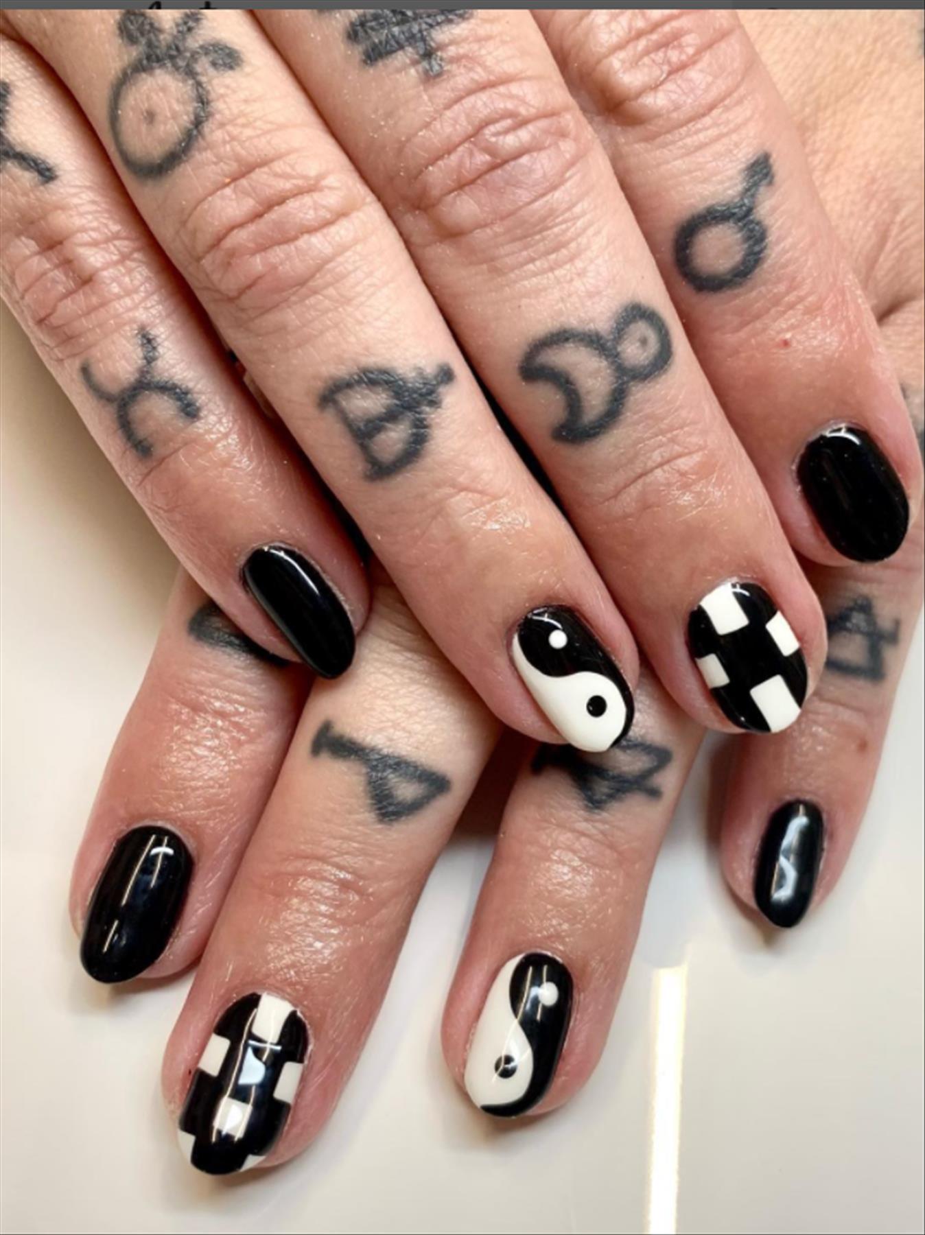 The Coolest Checkered Nail Art Designs of the Season