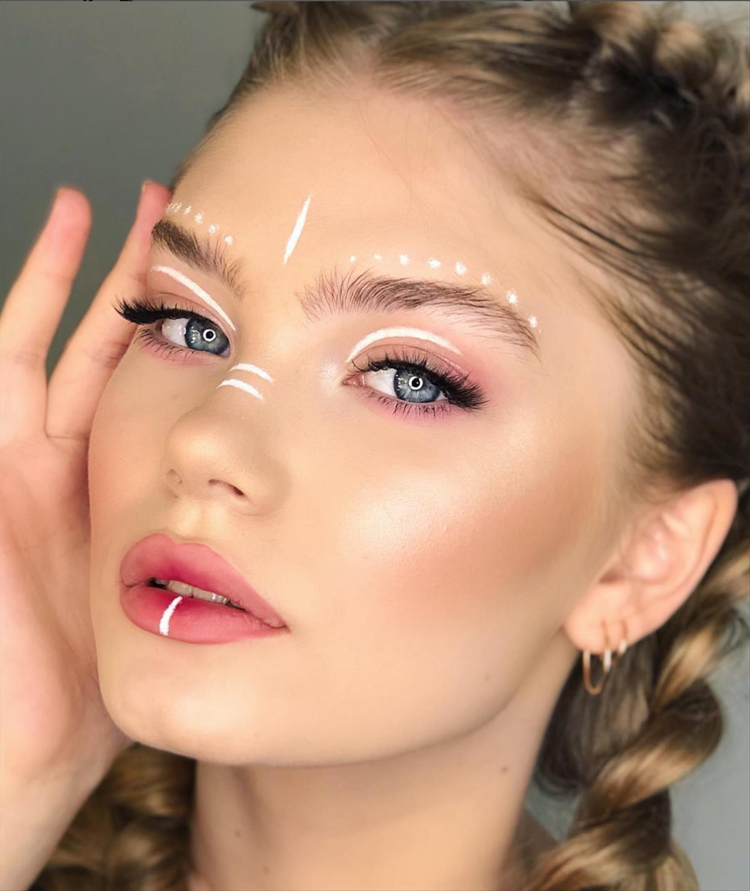 Best Festival Coachella makeup looks to be the real hit