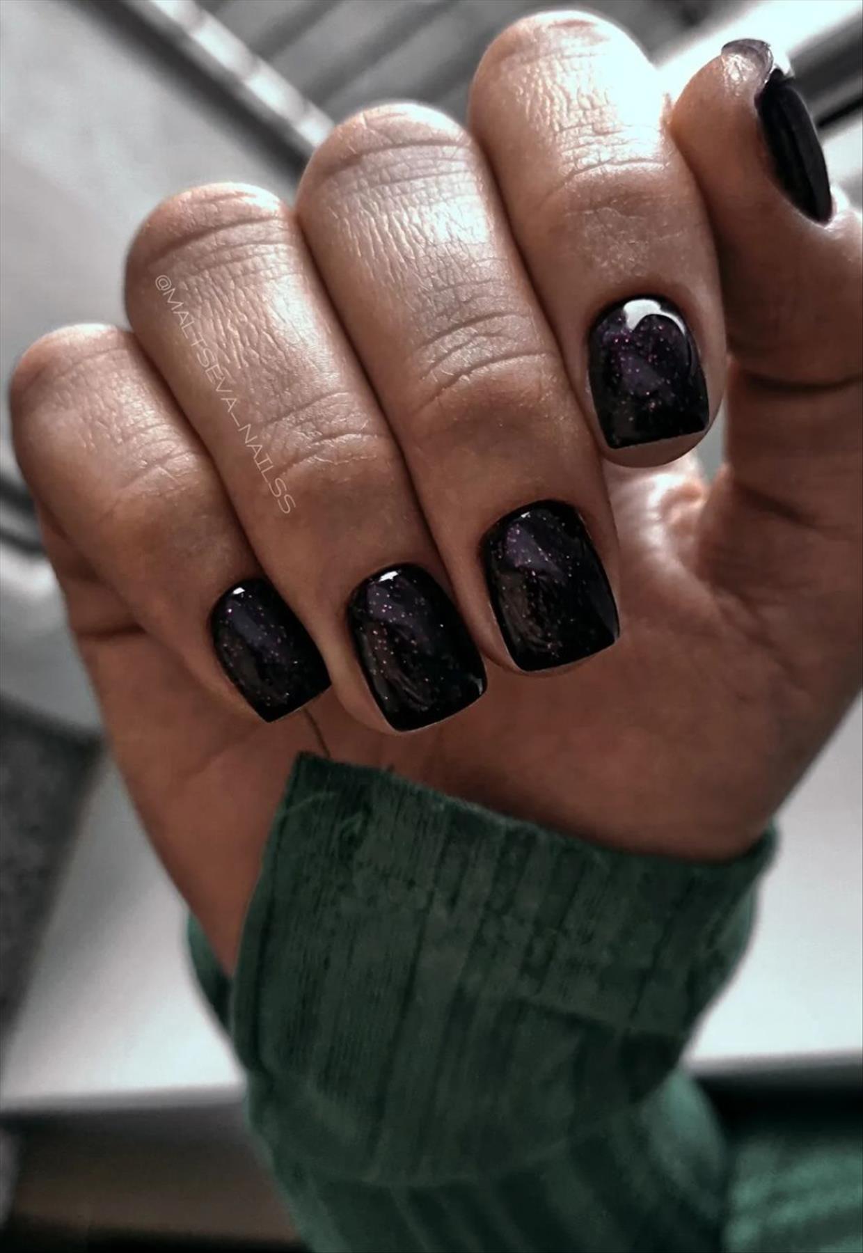 Elegant Black Nail Art Designs to Keep Your Style On Point