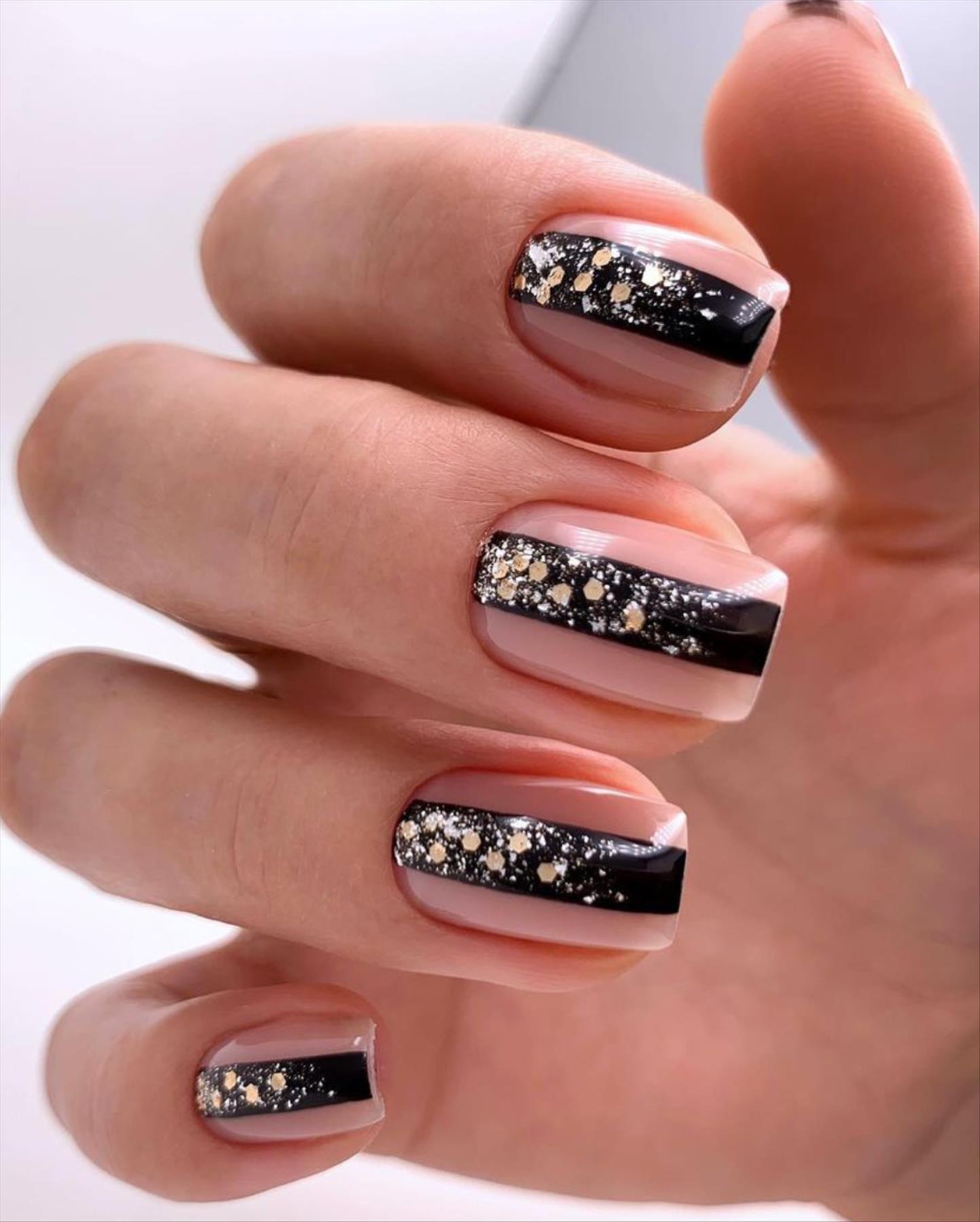 Elegant Black Nail Art Designs to Keep Your Style On Point