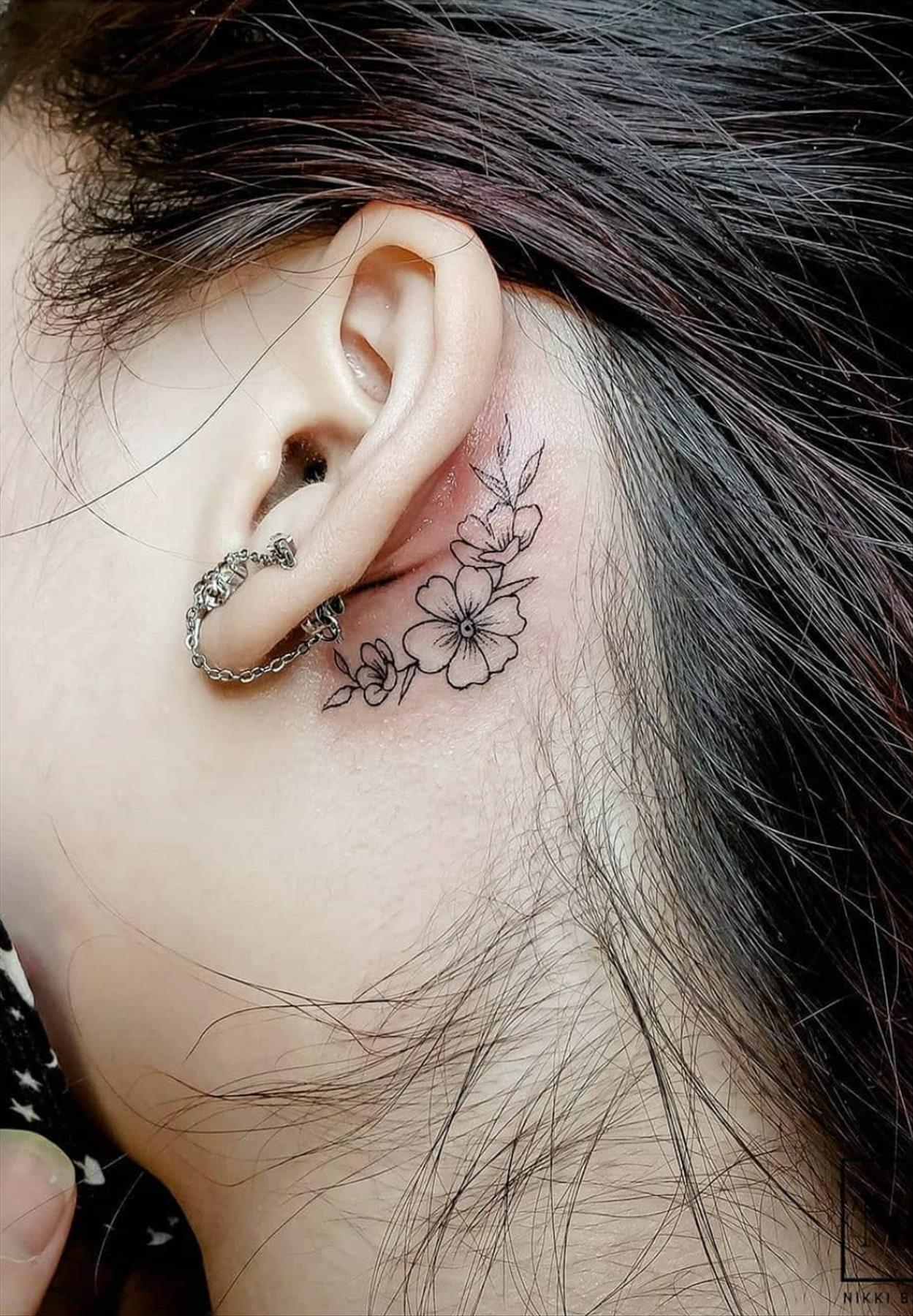 Cool behind the ear tattoos design for girls