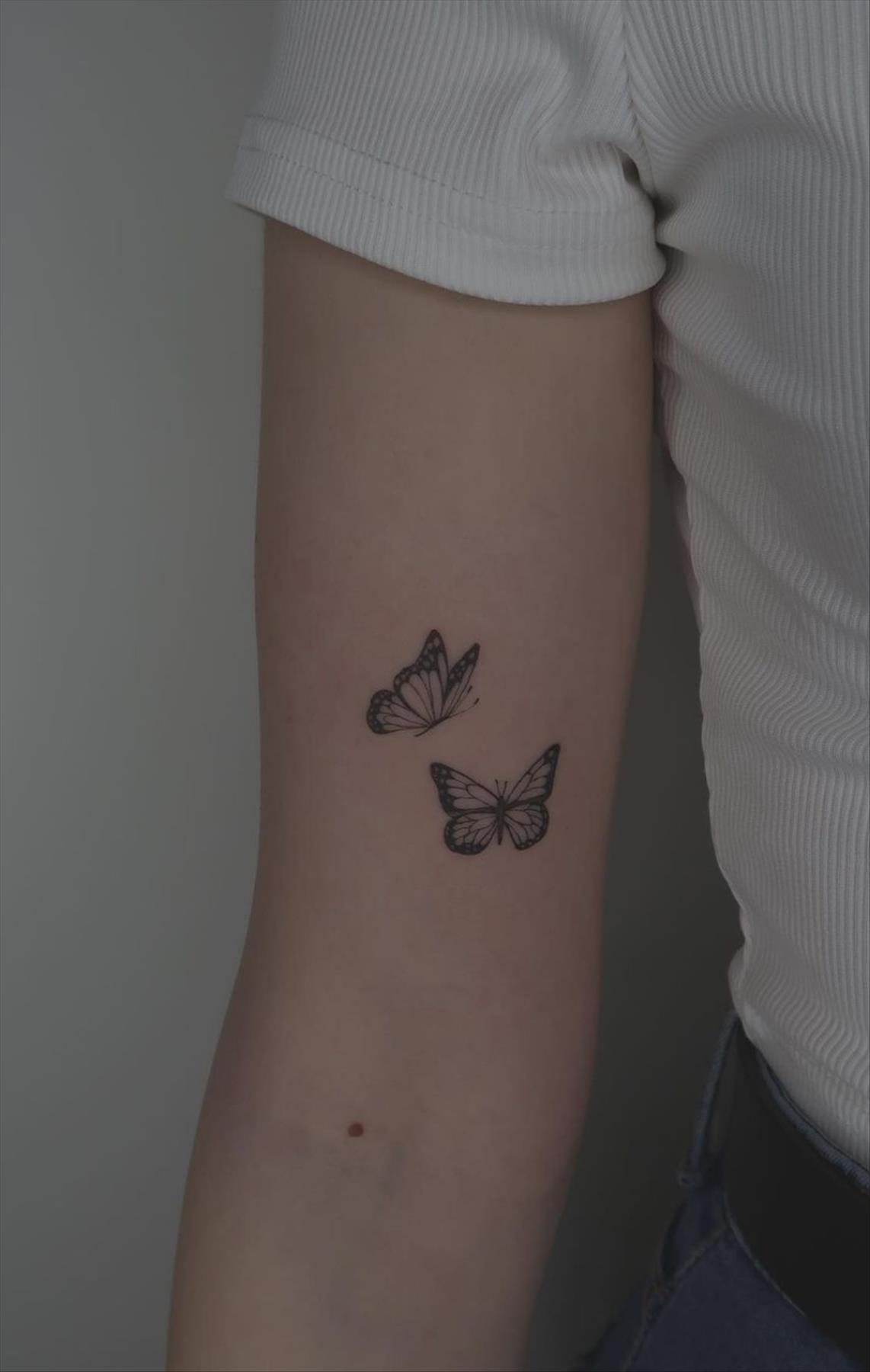 Bold butterfly tattoo ideas for women 2022