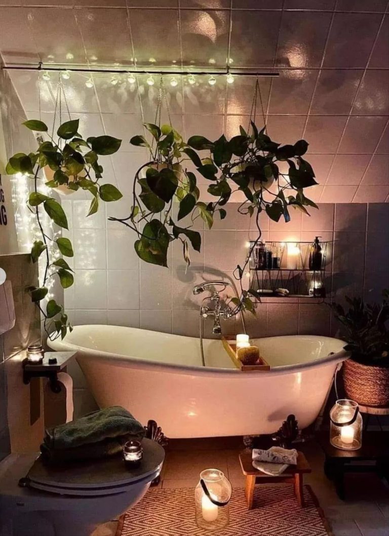 28 Bohemian Bathroom Decor Ideas & Trends for Summer 2022