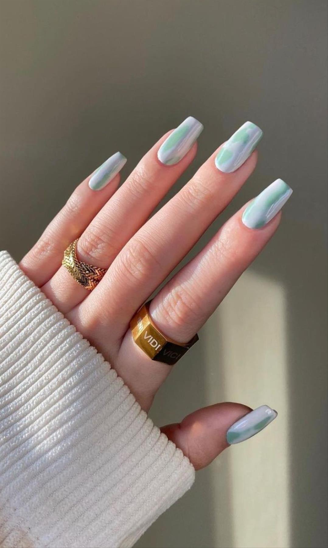 Chic summer nails 2022 color trends you can't miss