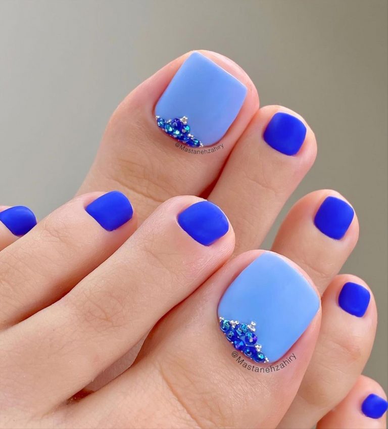 36 Cute Summer toe nails and pedicure ideas to wear Page 12 of 35