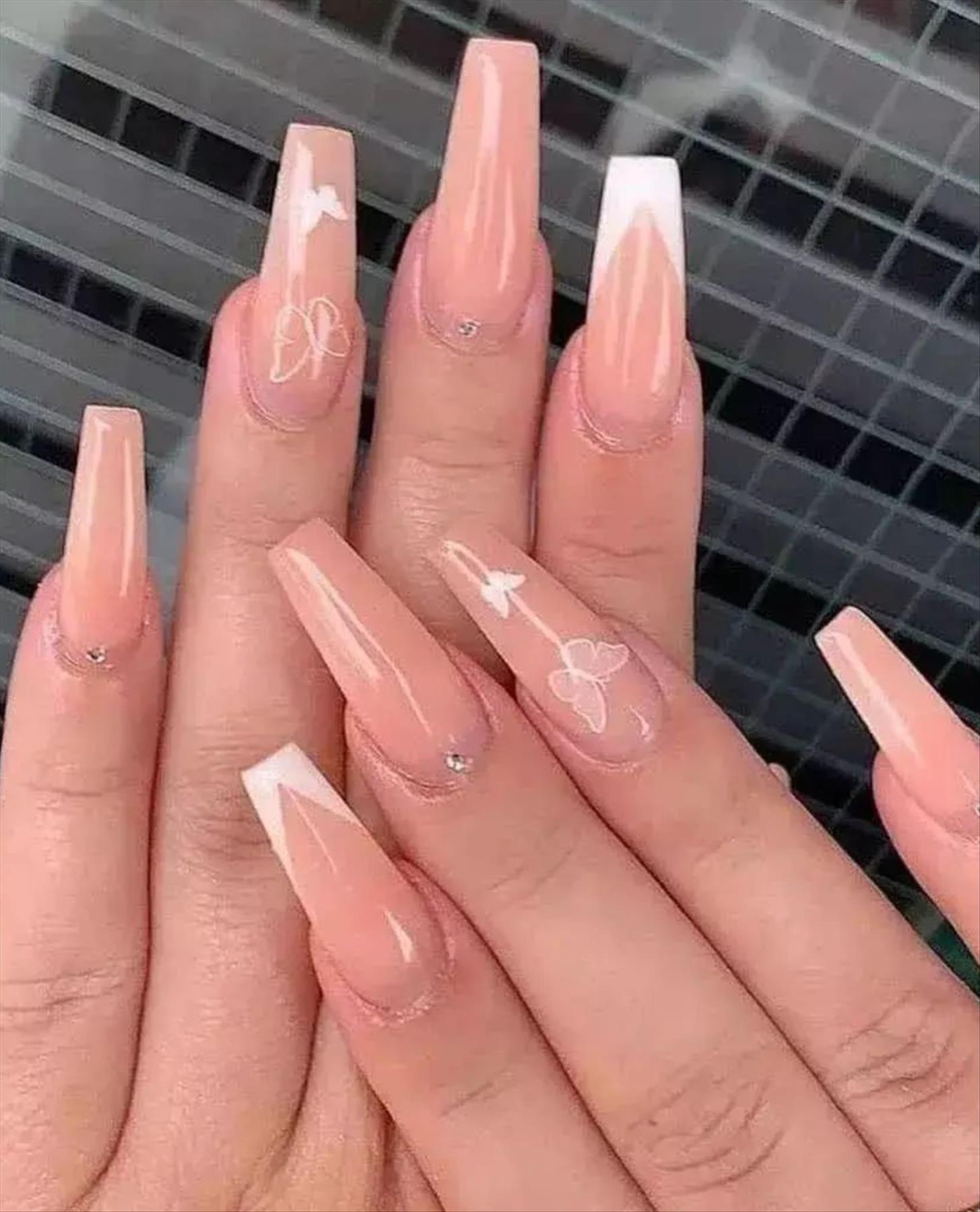 Elegant French Tip Coffin Nails You'll Love in Summer