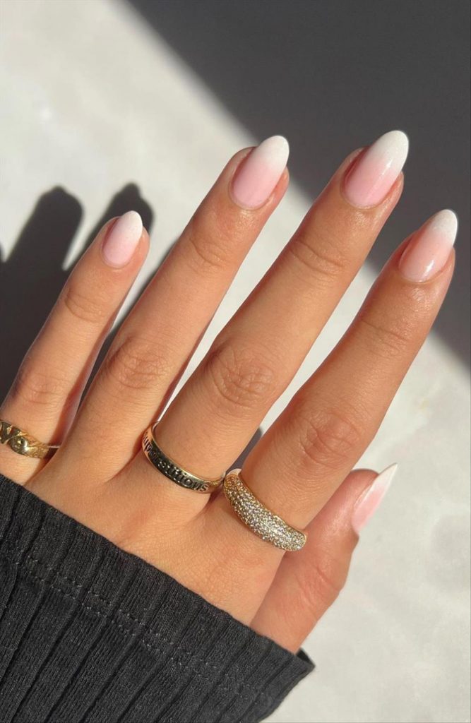 Stunning Fall nails 2022 perfect for Autumn manicuresStunning Fall nails 2022 perfect for Autumn manicures