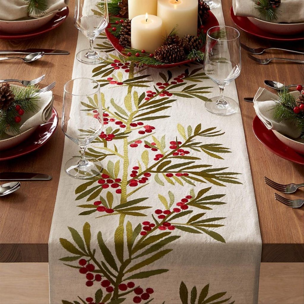 Merry Christmas Table Decoration Ideas for Holiday Cheer