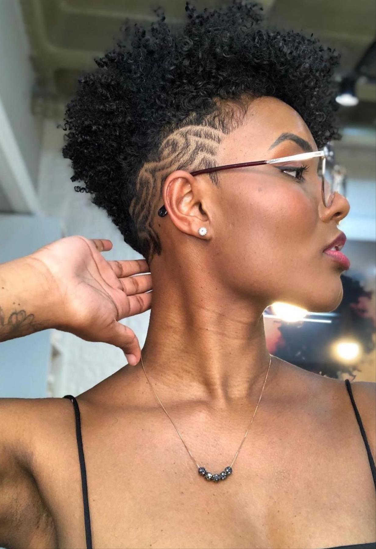 Sassy short pixie haircuts for cool girls