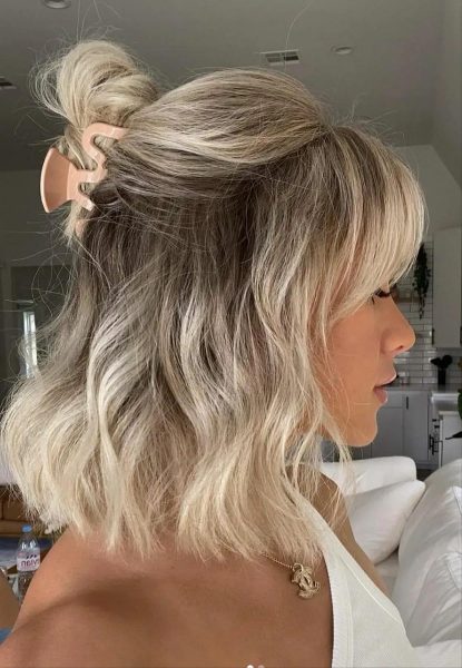 52 Stunning shoulder-length haircuts with layers for women in 2023