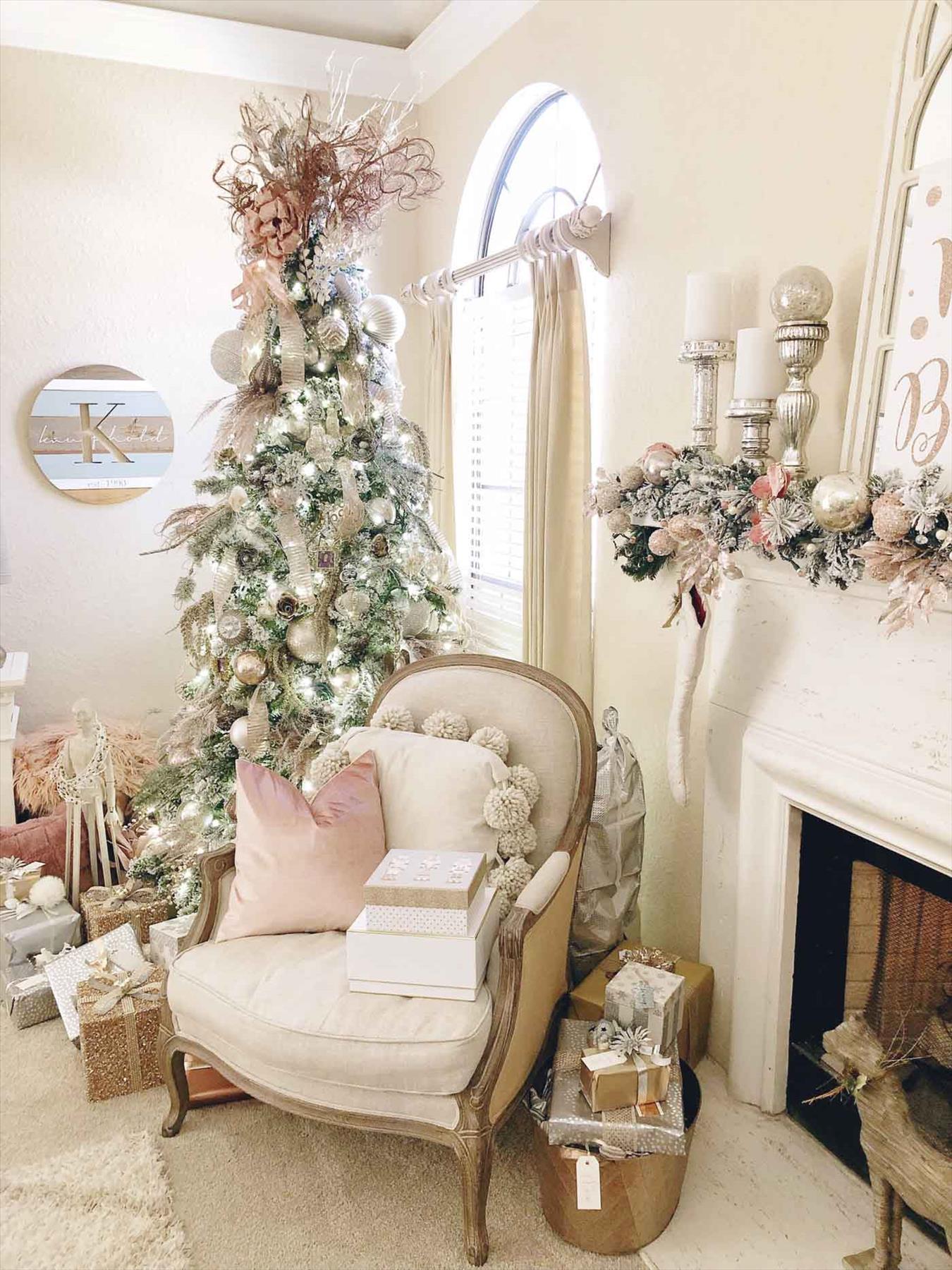 Classic Christmas tree decor ideas 2022 to get inspired