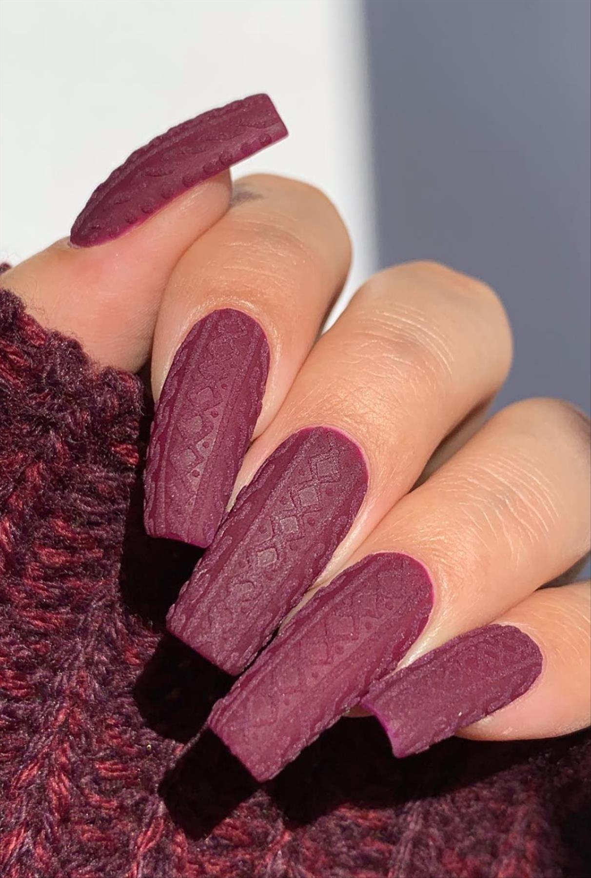 Pretty short Winter nails inspiration you'll love