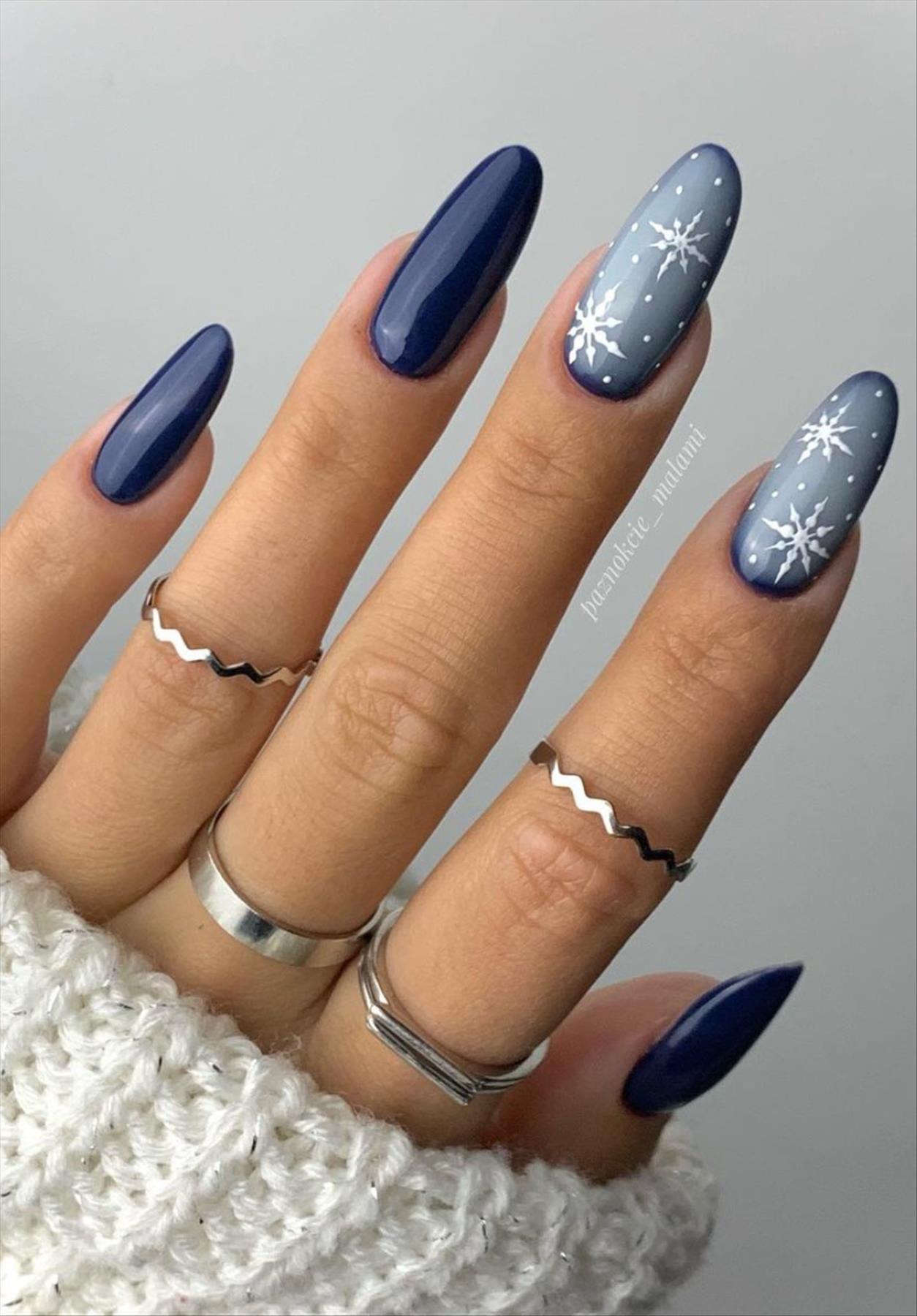 Pretty short Winter nails inspiration you'll love