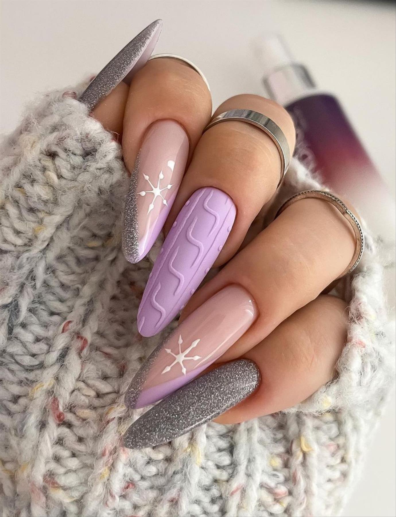 Pretty short Winter nails inspiration you'll love