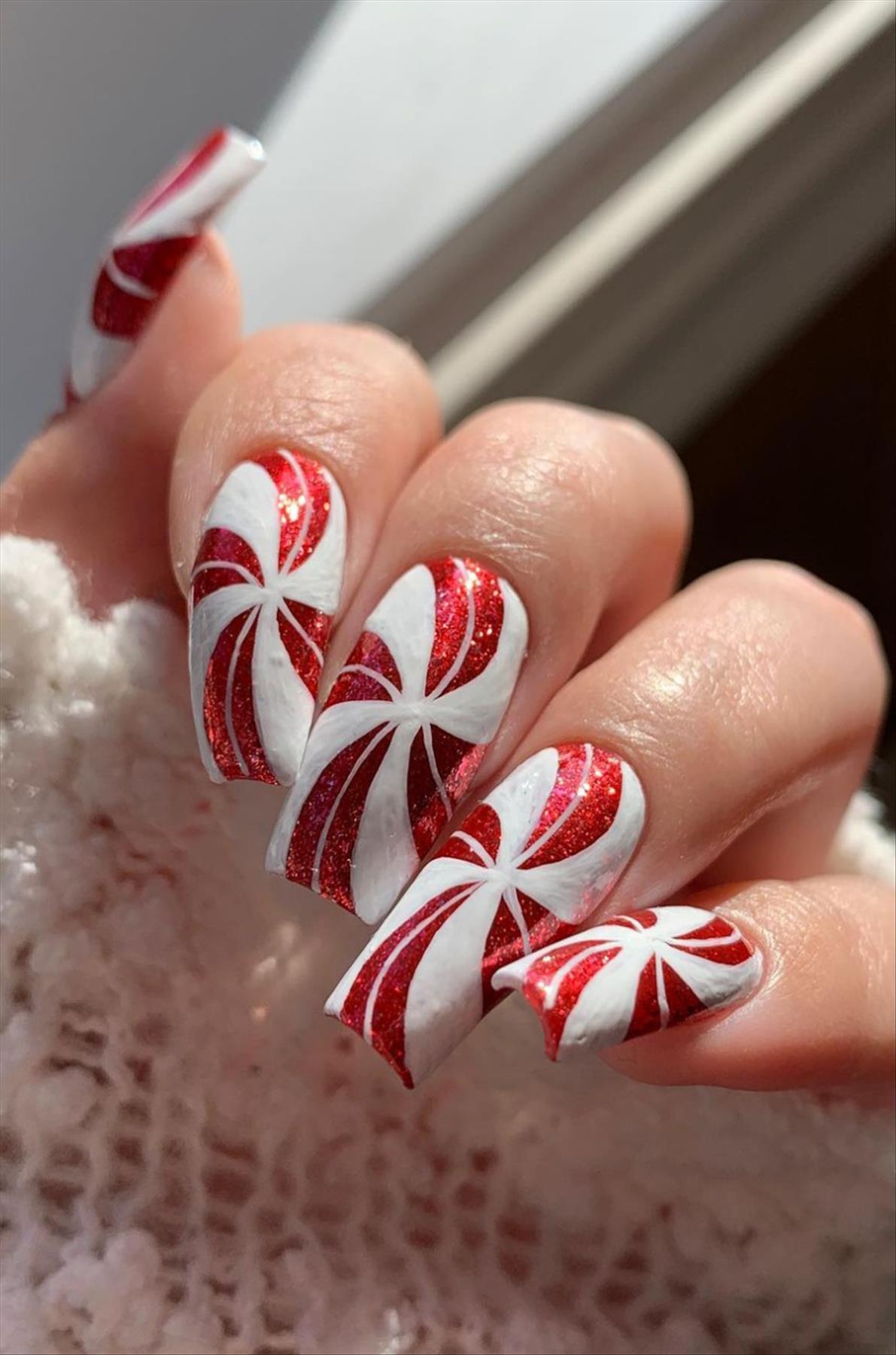 Pretty short Winter nails inspiration you'll love