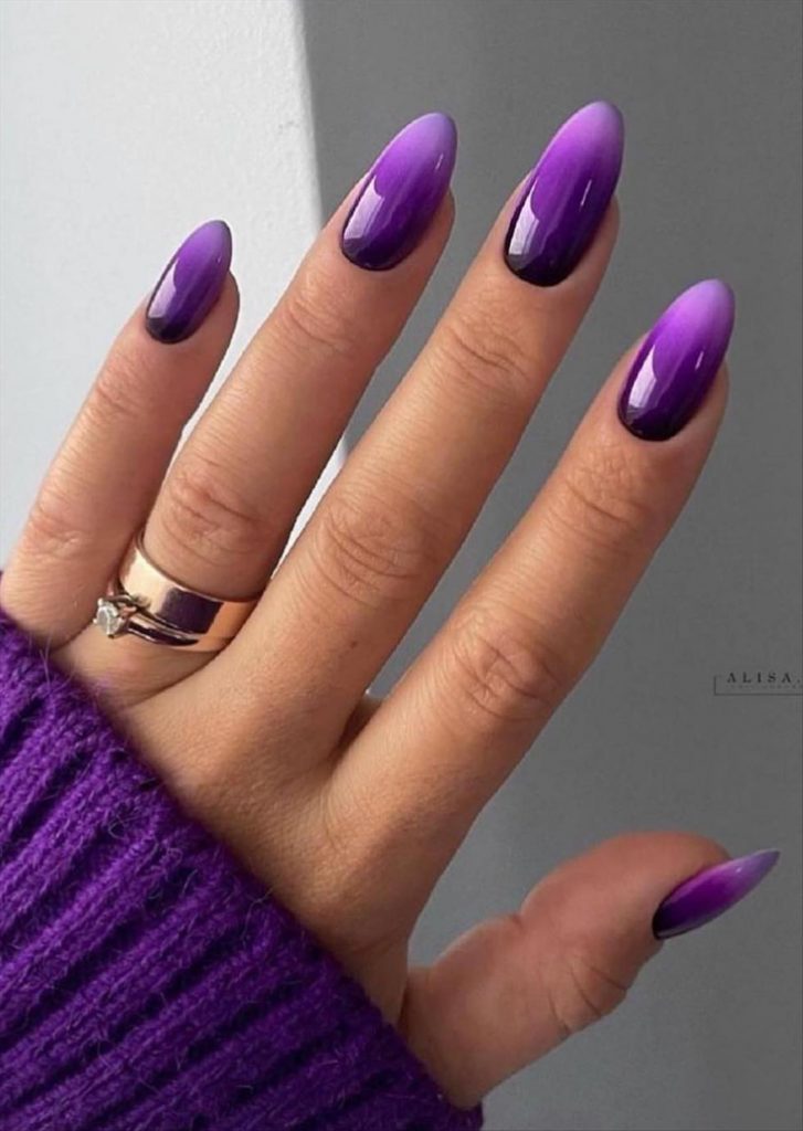 Natural short Fall nail art and nail colors for 2023