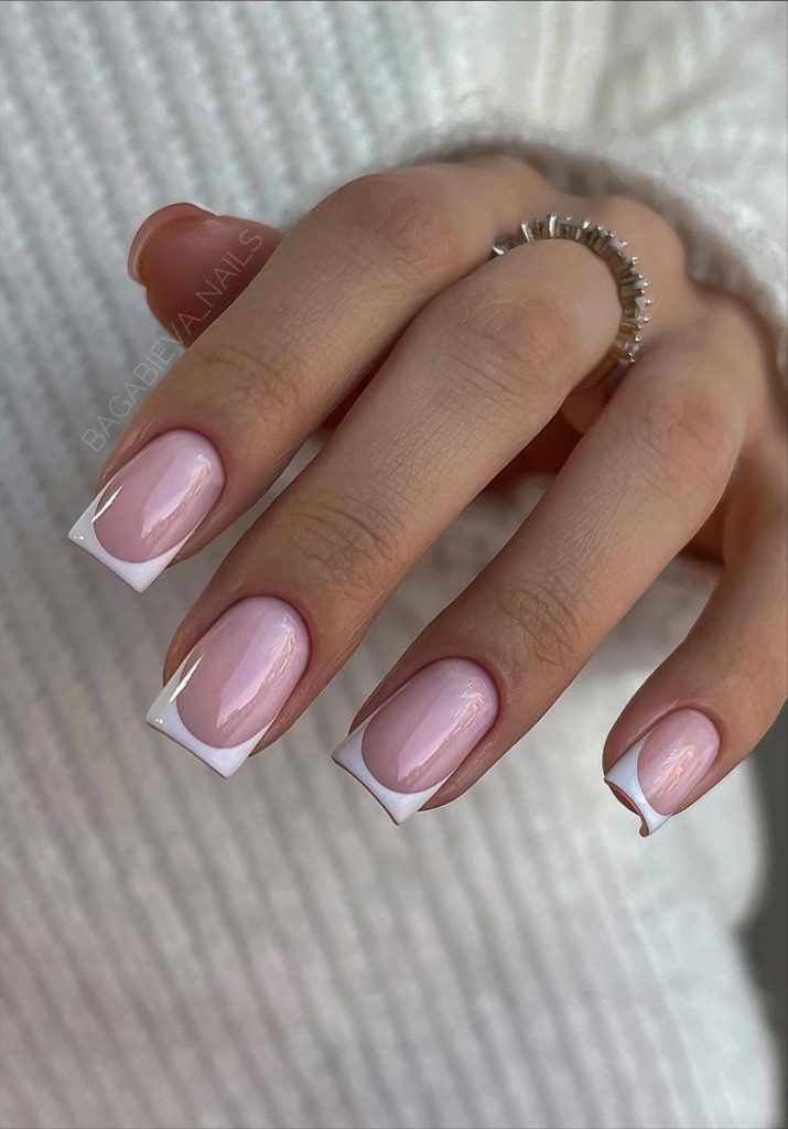 Natural short Fall nail art and nail colors for 2023