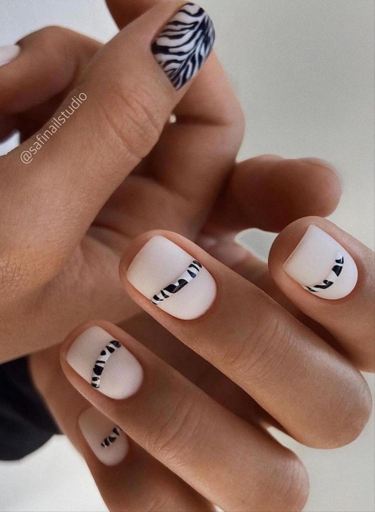 Natural short Fall nail art and nail colors for 2023