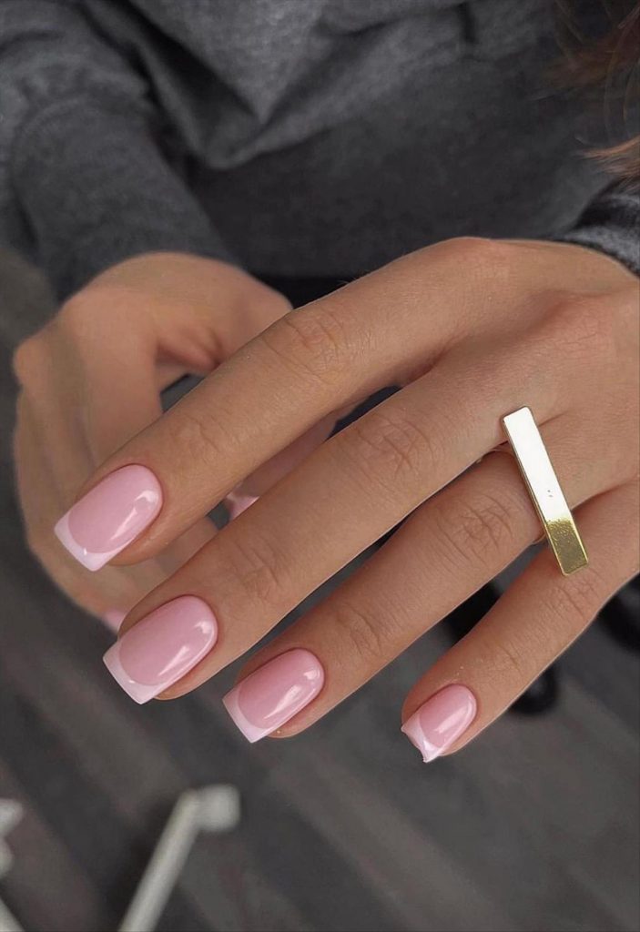 Natural short Fall nail art and nail colors for 2023