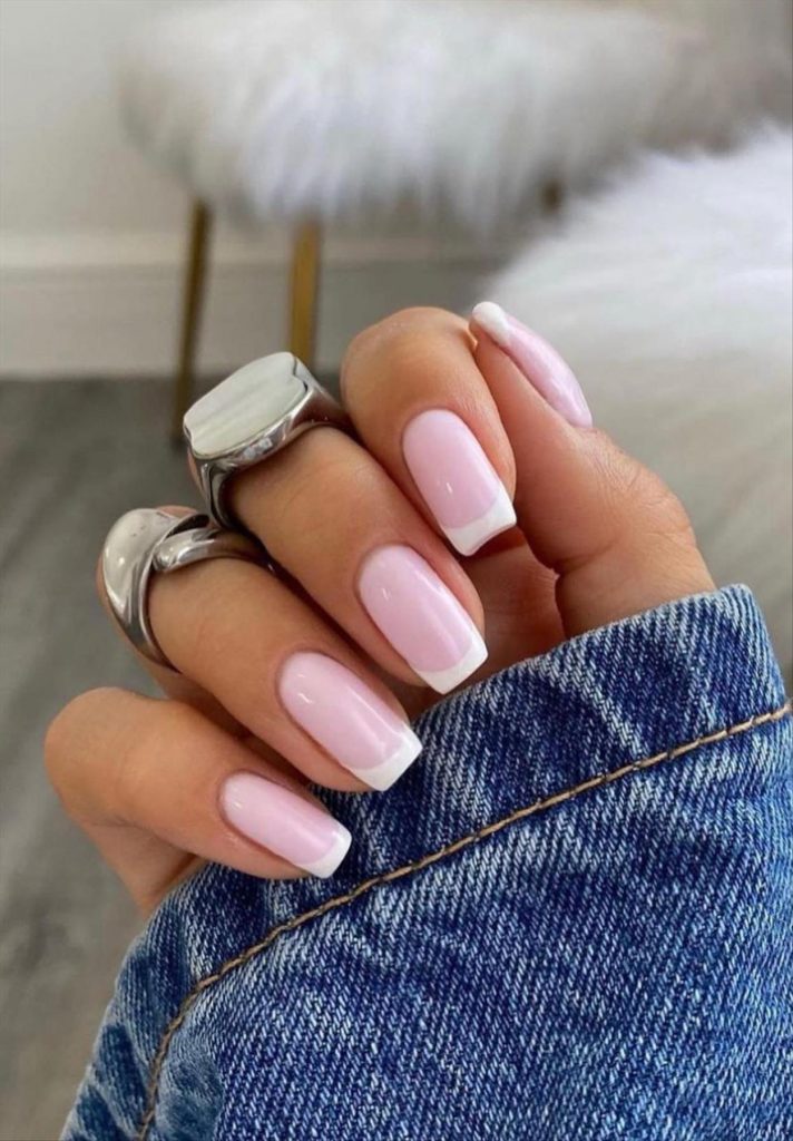 Natural short Fall nail art and nail colors for 2023