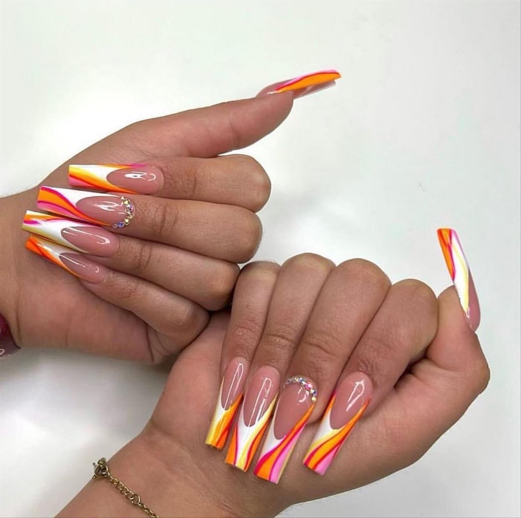 Beautiful Fall acrylic coffin nail designs in 2023