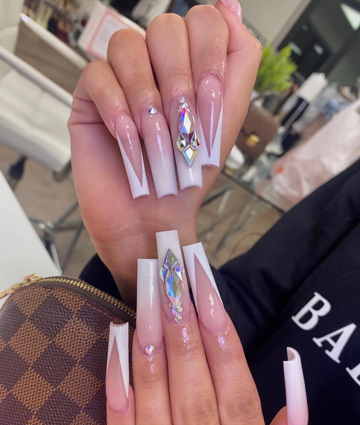 Beautiful Fall acrylic coffin nail designs in 2023