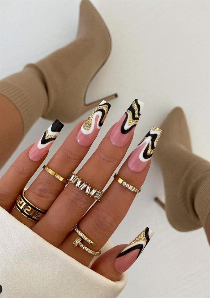 Cool Fall Coffin Nails 2023 and Autumn nail colors to get inspired